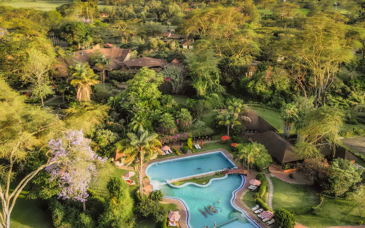Piscina allotjament Llac Naivasha durant el nostre safari a Kenya 10 dies 