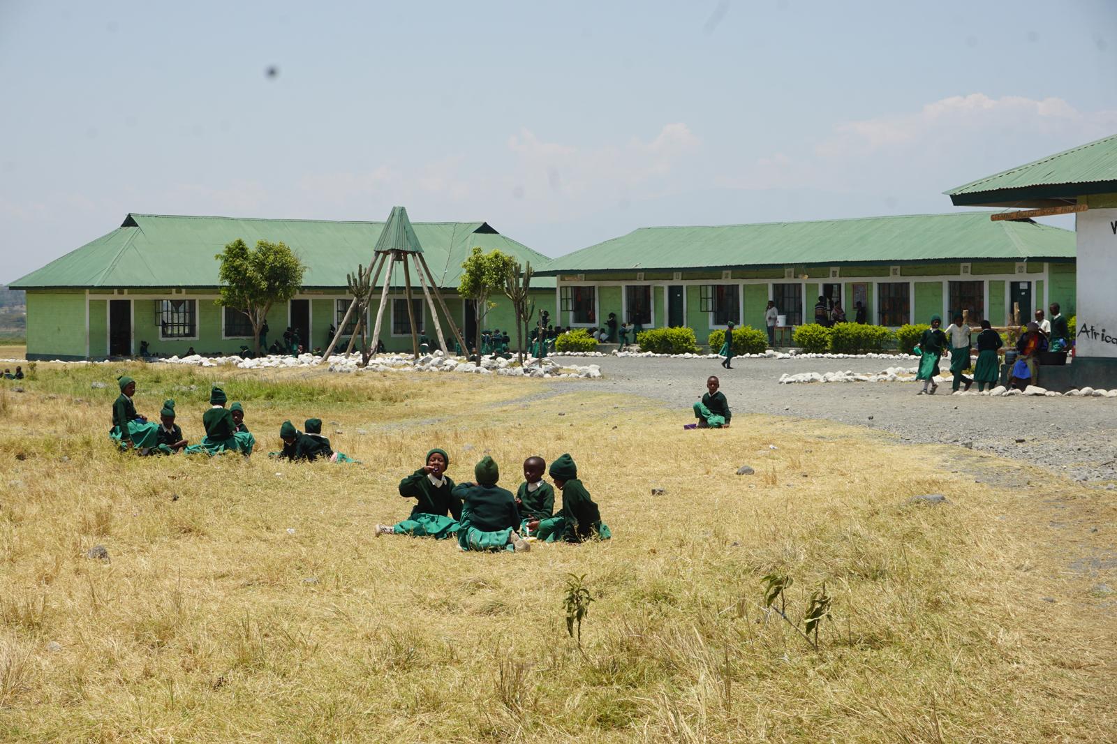 el viaje responsable 8 días Tanzania empieza cerca de Arusha, en un poblado que se llama Momella y que está alejado de los circuitos turísticos tradicionales.